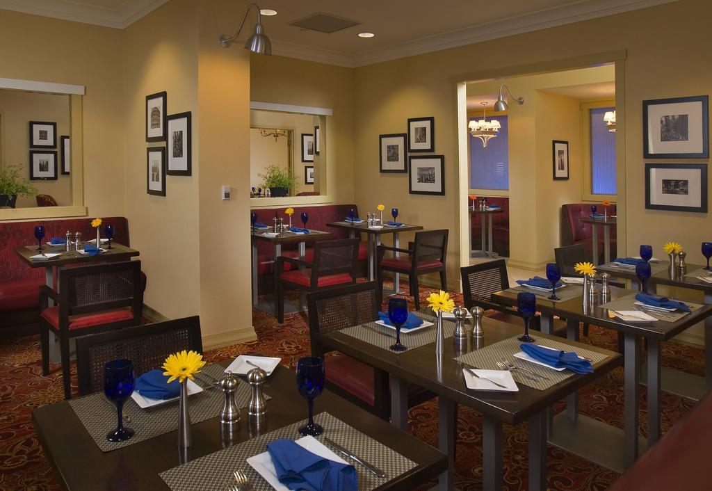 The Hotel Ml Mount Laurel Restaurant billede