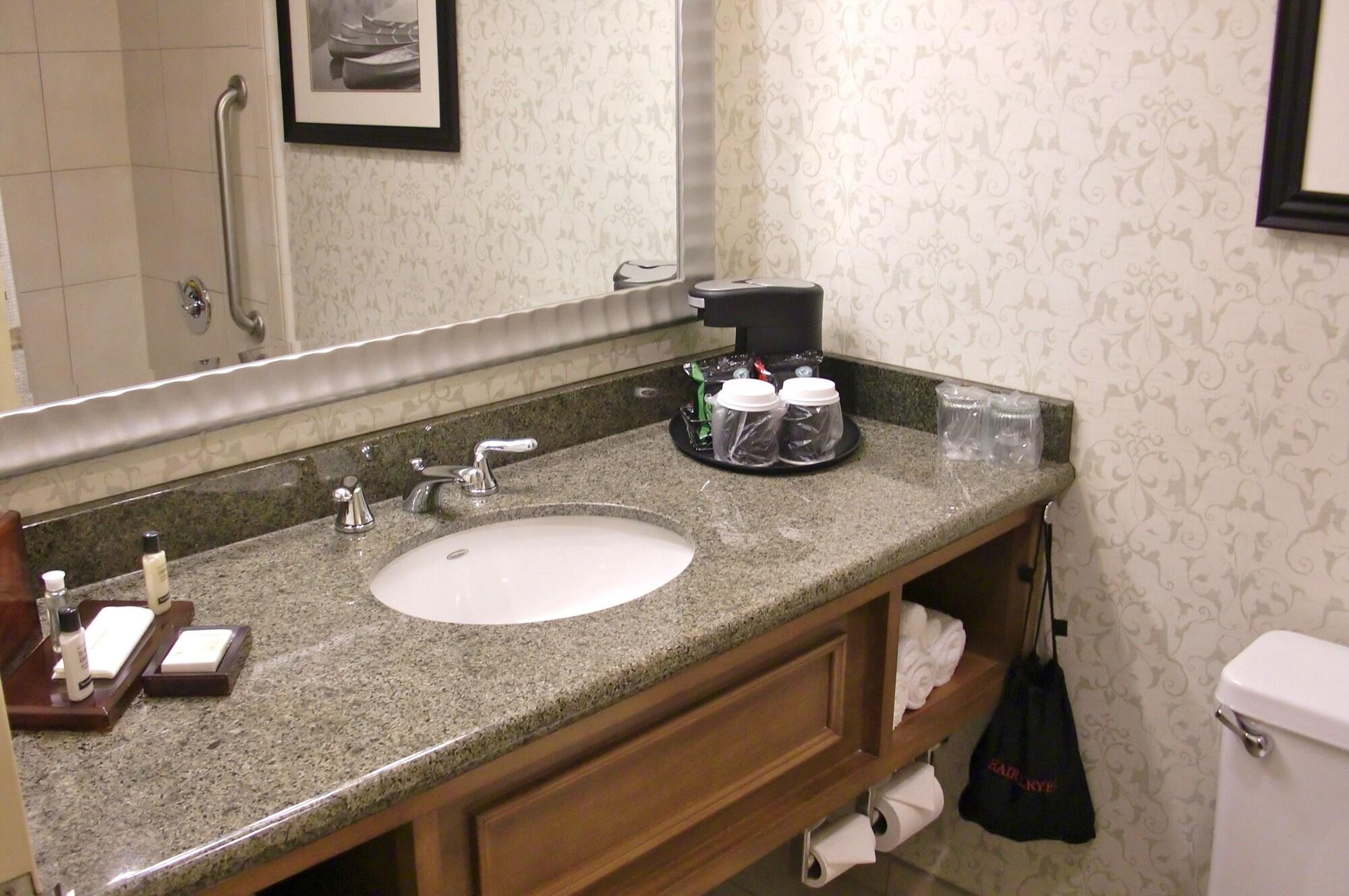 The Hotel Ml Mount Laurel Eksteriør billede